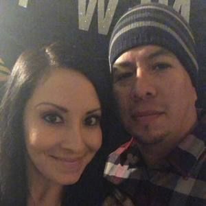 Meet your Posher, Gloria mike